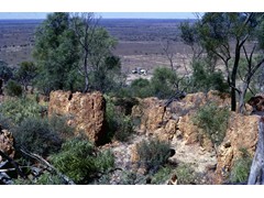 1974 : Traversing in western Queensland; Dillybroo homestead from NMB 346.