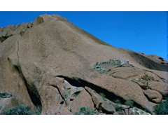 1975 : Around Surveyors General Corner, Giles and Uluru; Chicken Rock.