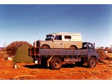 1972 : Damaged Landrover (ZSM 920) on Brian Shaddick's Bedford (ZSU 311) at Featherstonhaugh ready to be transported to Kalgoorlie (and then railed to Perth) for repair in June.