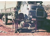 1970 : Dave Abreu wih Bedford with broken spring when U bolt sheared near NMF 263 on now Anne Beadell Highway. Location was being used as temporary helicopter base (courtesy Ted Graham).