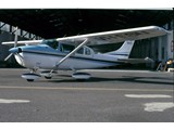 1982-87 : Cessna U206F Stationair VH-ESU was used for map inspection and also spot photography operations by provision for a vertically mounted Hasselblad 70mm camera.