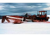 1974-75 : Forrester Stephen’s Pilatus Porter (VH-FSB shown here) was destroyed by strong winds in Antarctica.